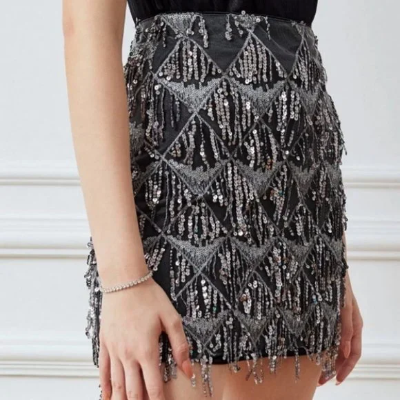 elegant party gray sequined fringe mini skirt - Picture 4 of 9